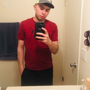 Meet your Posher, Adan